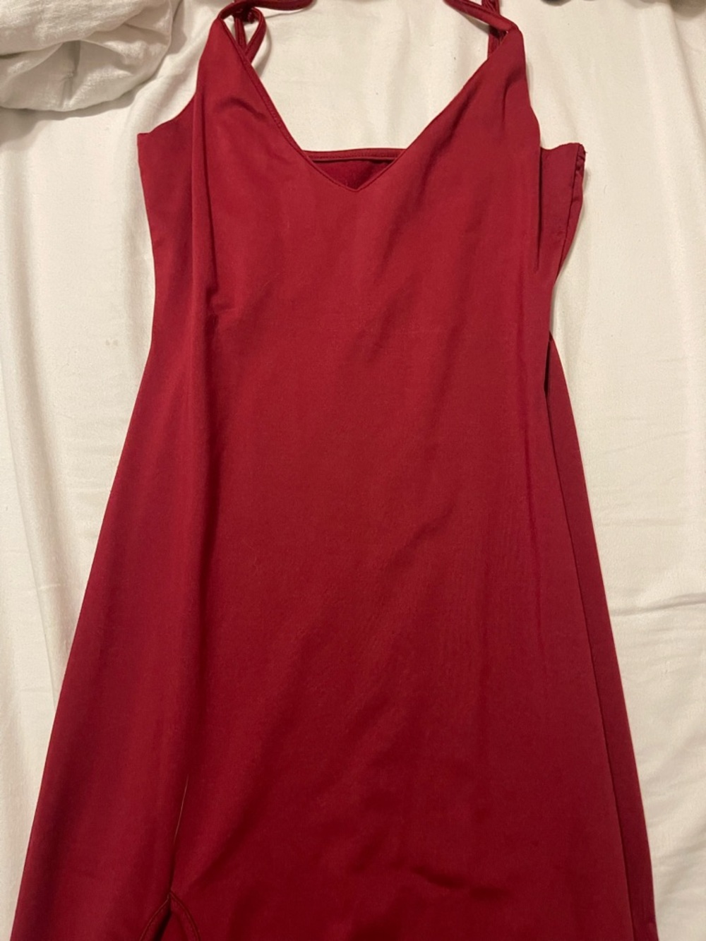Elegant Red V-Neck Slip Dress💃.
